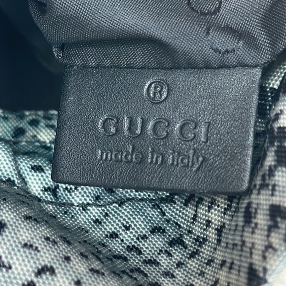 Gucci baby blue and black snakeskin print nylon wristlet clutch pouc - Picture 9 of 11